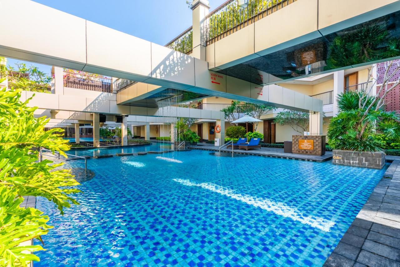 Vouk Hotel And Suites Нуса-Дуа Экстерьер фото